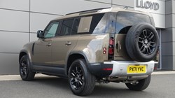 2022 (71) LAND ROVER DEFENDER 3.0 D250 S 110 5dr Auto 3427357