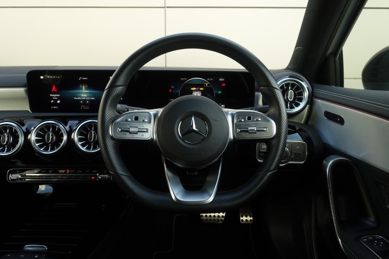 2022 (22) MERCEDES-BENZ A CLASS A180 AMG Line Executive Edition 5dr Auto 3493415