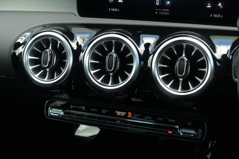 2022 (22) MERCEDES-BENZ A CLASS A180 AMG Line Executive Edition 5dr Auto 3493428