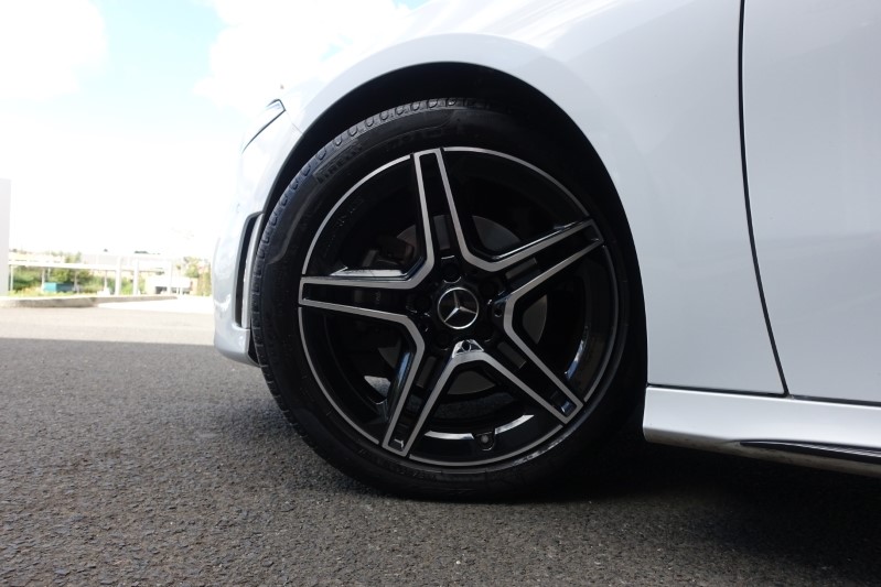 2022 (22) MERCEDES-BENZ A CLASS A180 AMG Line Executive Edition 5dr Auto 3493448