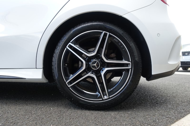 2022 (22) MERCEDES-BENZ A CLASS A180 AMG Line Executive Edition 5dr Auto 3493447