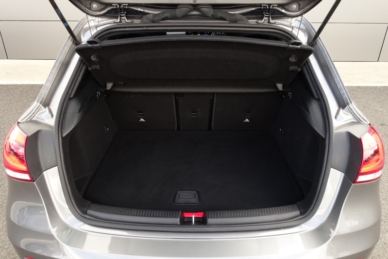 2021 (21) MERCEDES-BENZ A CLASS A250e AMG Line Premium Plus 5dr Auto 3493604