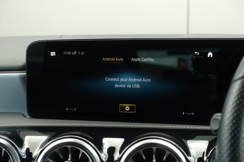 2021 (21) MERCEDES-BENZ A CLASS A250e AMG Line Premium Plus 5dr Auto 3493589