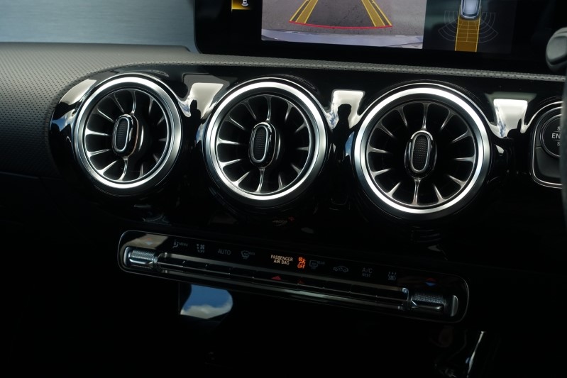 2021 (21) MERCEDES-BENZ A CLASS A250e AMG Line Premium Plus 5dr Auto 3493592