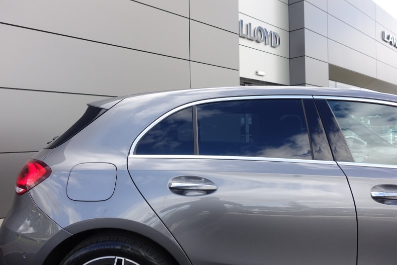 2021 (21) MERCEDES-BENZ A CLASS A250e AMG Line Premium Plus 5dr Auto 3493609