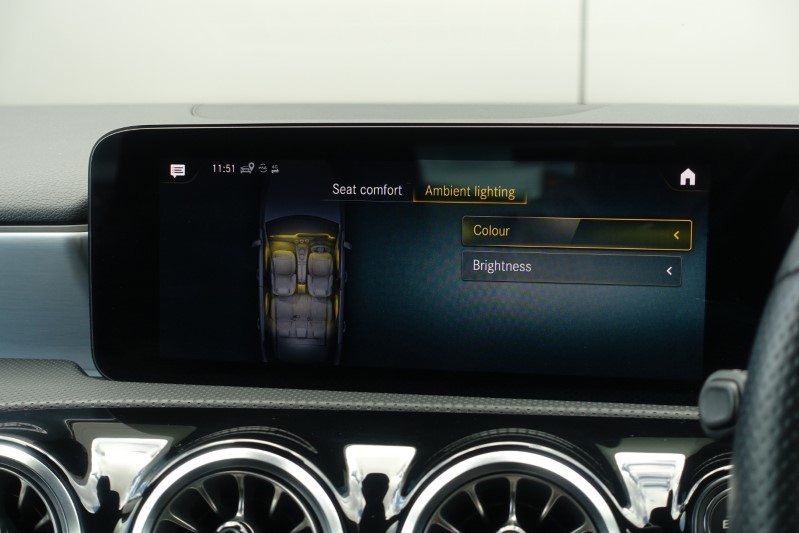 2021 (21) MERCEDES-BENZ A CLASS A250e AMG Line Premium Plus 5dr Auto 3493580