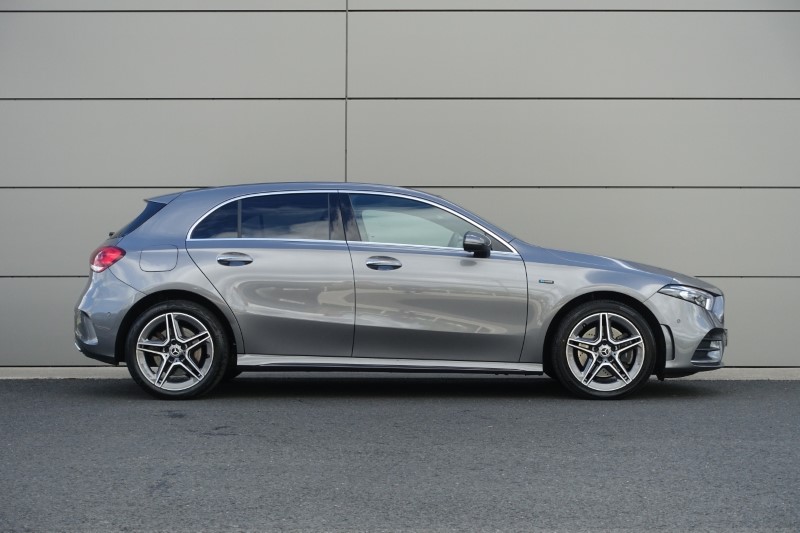 2021 (21) MERCEDES-BENZ A CLASS A250e AMG Line Premium Plus 5dr Auto 3493556