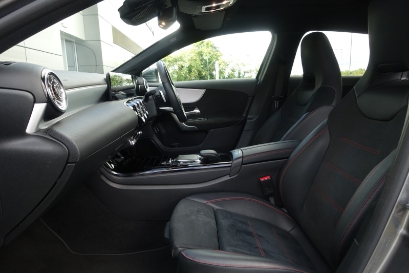 2021 (21) MERCEDES-BENZ A CLASS A250e AMG Line Premium Plus 5dr Auto 3493553