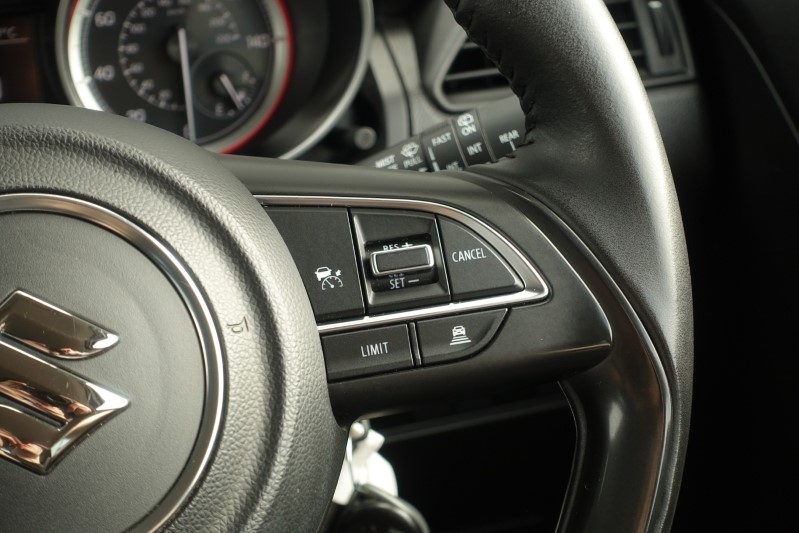 2021 (21) SUZUKI SWIFT 1.2 Dualjet 83 12V Hybrid SZ-L 5dr 3510680