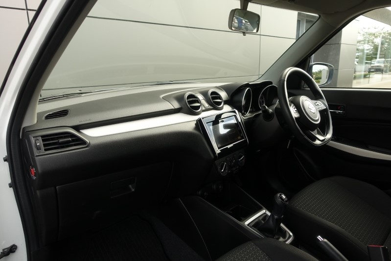 2021 (21) SUZUKI SWIFT 1.2 Dualjet 83 12V Hybrid SZ-L 5dr 3510707