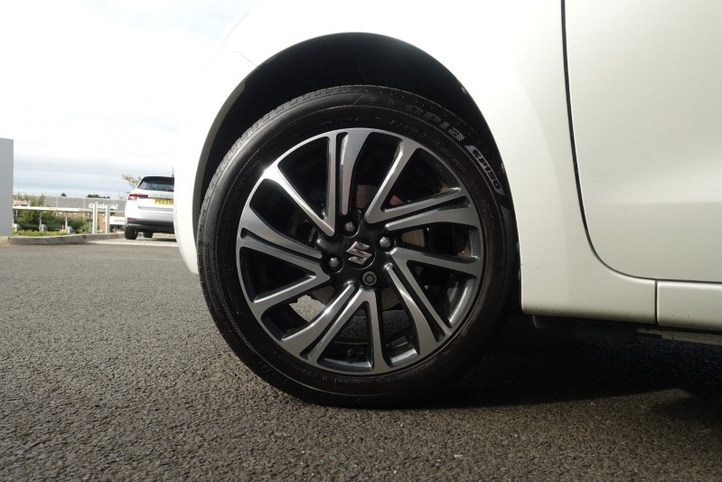 2021 (21) SUZUKI SWIFT 1.2 Dualjet 83 12V Hybrid SZ-L 5dr 3510717