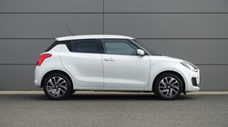 2021 (21) SUZUKI SWIFT 1.2 Dualjet 83 12V Hybrid SZ-L 5dr 3510674