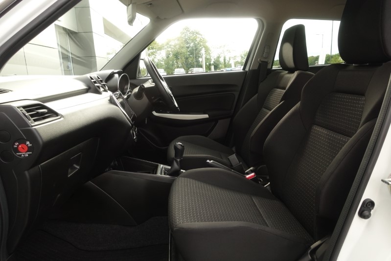 2021 (21) SUZUKI SWIFT 1.2 Dualjet 83 12V Hybrid SZ-L 5dr 3510672