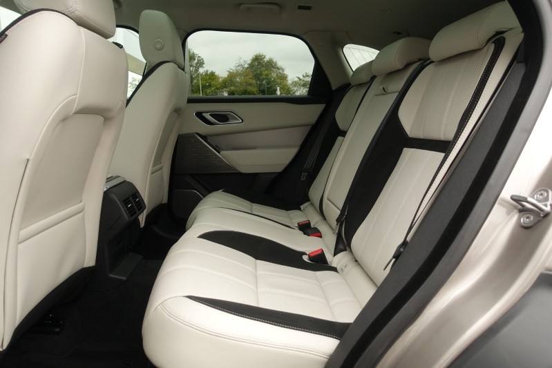 2022 (72) LAND ROVER RANGE ROVER VELAR 2.0 D200 Edition 5dr Auto 3554700