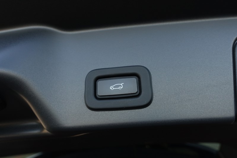 2020 (70) LAND ROVER RANGE ROVER EVOQUE 2.0 D150 S 5dr 2WD 3592165