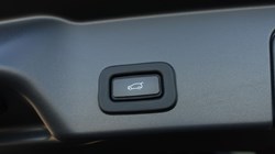 2020 (70) LAND ROVER RANGE ROVER EVOQUE 2.0 D150 S 5dr 2WD 3592165