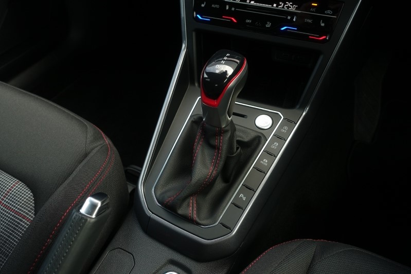 2022 (72) VOLKSWAGEN POLO 2.0 TSI GTI 5dr DSG 3561097
