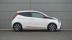 2019 (19) TOYOTA AYGO 1.0 VVT-i X-Trend 5dr 3570756