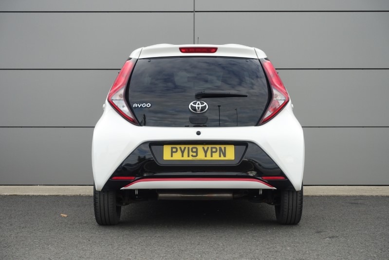 2019 (19) TOYOTA AYGO 1.0 VVT-i X-Trend 5dr 3570757