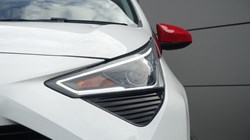 2019 (19) TOYOTA AYGO 1.0 VVT-i X-Trend 5dr 3570801