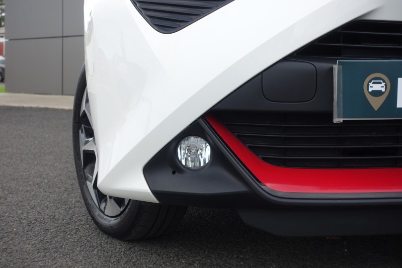 2019 (19) TOYOTA AYGO 1.0 VVT-i X-Trend 5dr 3570792