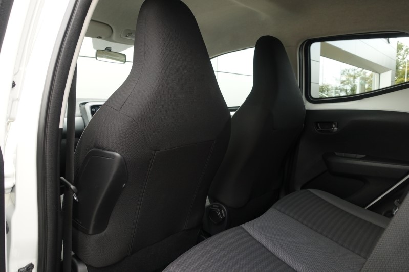2019 (19) TOYOTA AYGO 1.0 VVT-i X-Trend 5dr 3570785
