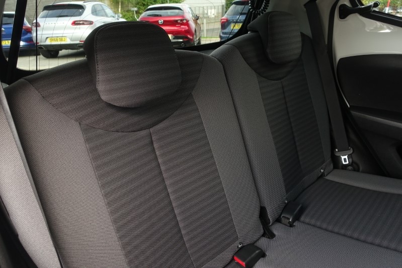 2019 (19) TOYOTA AYGO 1.0 VVT-i X-Trend 5dr 3570781
