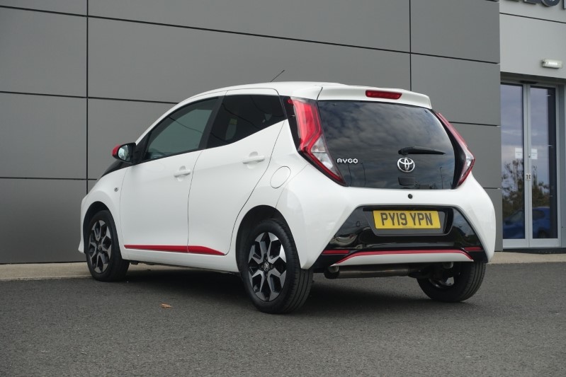2019 (19) TOYOTA AYGO 1.0 VVT-i X-Trend 5dr 3570753