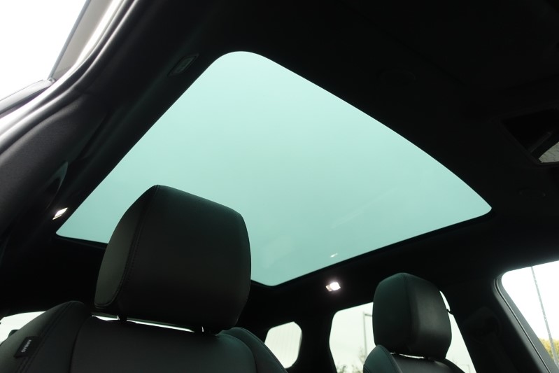 2024 (24) LAND ROVER RANGE ROVER EVOQUE 2.0 D200 Dynamic SE 5dr Auto 3572240