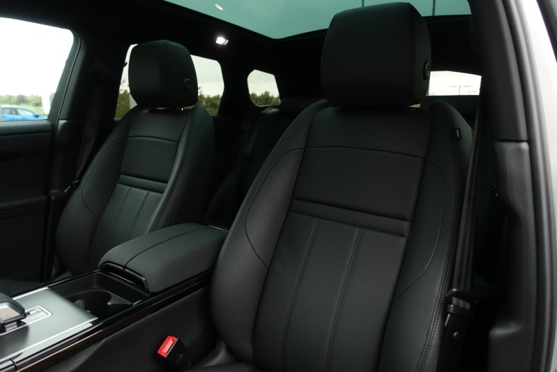 2024 (24) LAND ROVER RANGE ROVER EVOQUE 2.0 D200 Dynamic SE 5dr Auto 3572257