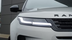 2024 (24) LAND ROVER RANGE ROVER EVOQUE 2.0 D200 Dynamic SE 5dr Auto 3572260