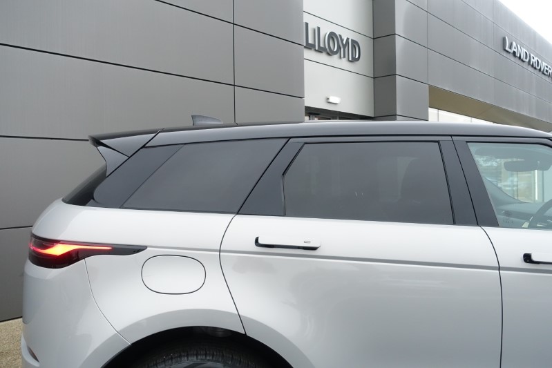 2024 (24) LAND ROVER RANGE ROVER EVOQUE 2.0 D200 Dynamic SE 5dr Auto 3572263
