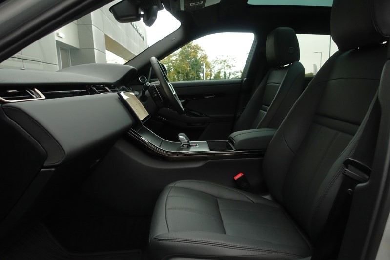 2024 (24) LAND ROVER RANGE ROVER EVOQUE 2.0 D200 Dynamic SE 5dr Auto 3572214