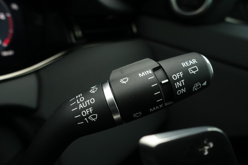 2024 (24) LAND ROVER RANGE ROVER EVOQUE 2.0 D200 Dynamic SE 5dr Auto 3572223