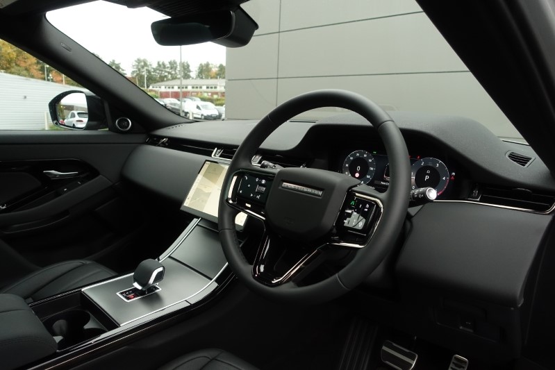 2024 (24) LAND ROVER RANGE ROVER EVOQUE 2.0 D200 Dynamic SE 5dr Auto 3572238