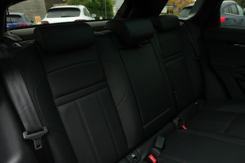 2024 (24) LAND ROVER RANGE ROVER EVOQUE 2.0 D200 Dynamic SE 5dr Auto 3572248