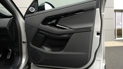 2024 (24) LAND ROVER RANGE ROVER EVOQUE 2.0 D200 Dynamic SE 5dr Auto 3572242