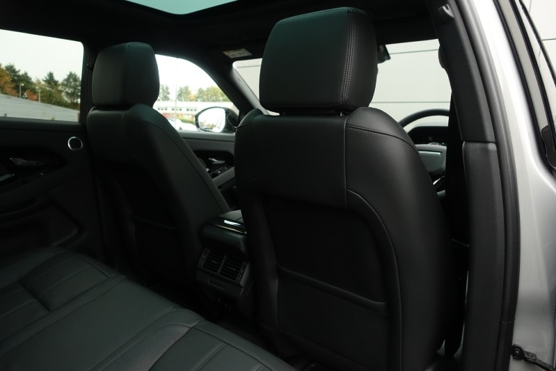 2024 (24) LAND ROVER RANGE ROVER EVOQUE 2.0 D200 Dynamic SE 5dr Auto 3572247