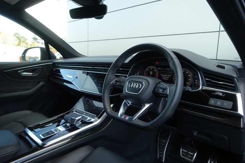 2021 (71) AUDI Q7 50 TDI Quattro Black Edition 5dr Tiptronic 3630279