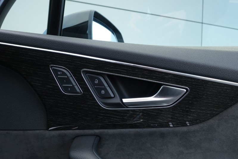 2021 (71) AUDI Q7 50 TDI Quattro Black Edition 5dr Tiptronic 3630283