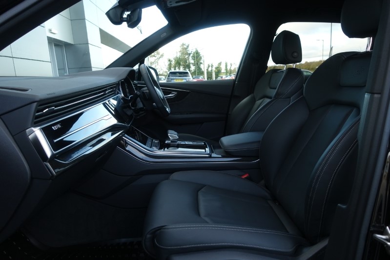 2021 (71) AUDI Q7 50 TDI Quattro Black Edition 5dr Tiptronic 3630261