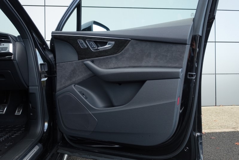 2021 (71) AUDI Q7 50 TDI Quattro Black Edition 5dr Tiptronic 3630282