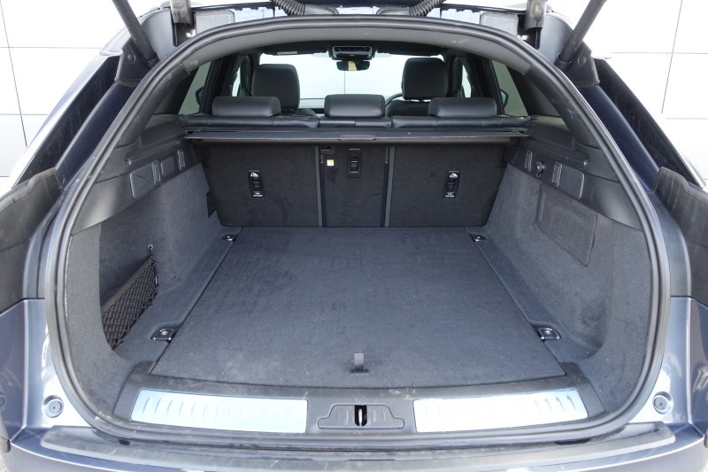 2025 (25) LAND ROVER RANGE ROVER VELAR 2.0 D200 MHEV Dynamic SE 5dr Auto 5199465