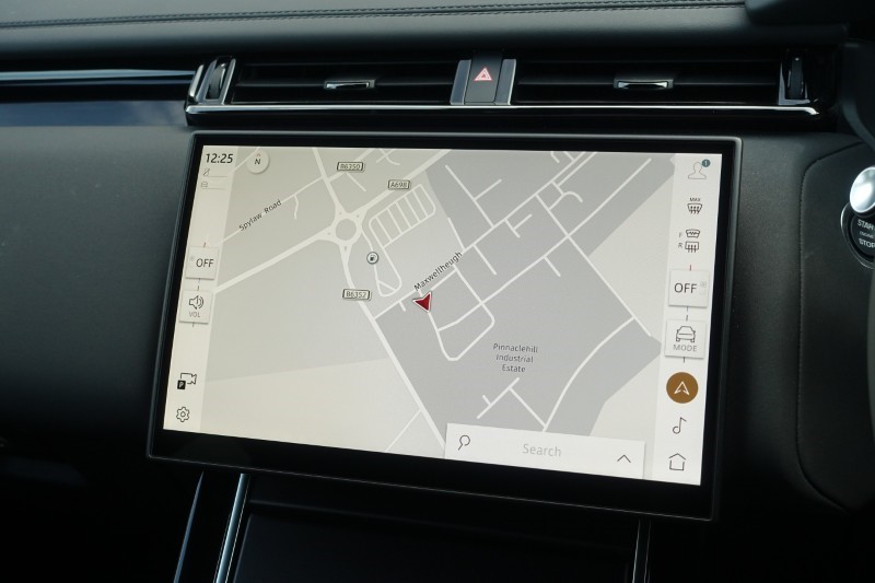 2025 (25) LAND ROVER RANGE ROVER VELAR 2.0 D200 MHEV Dynamic SE 5dr Auto 5199466