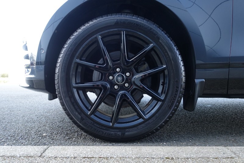 2025 (25) LAND ROVER RANGE ROVER VELAR 2.0 D200 MHEV Dynamic SE 5dr Auto 5199486