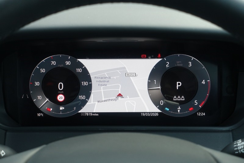 2025 (25) LAND ROVER RANGE ROVER VELAR 2.0 D200 MHEV Dynamic SE 5dr Auto 5199471