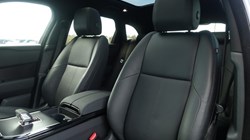 2025 (25) LAND ROVER RANGE ROVER VELAR 2.0 D200 MHEV Dynamic SE 5dr Auto 5199518