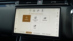 2025 (25) LAND ROVER RANGE ROVER VELAR 2.0 D200 MHEV Dynamic SE 5dr Auto 5199495