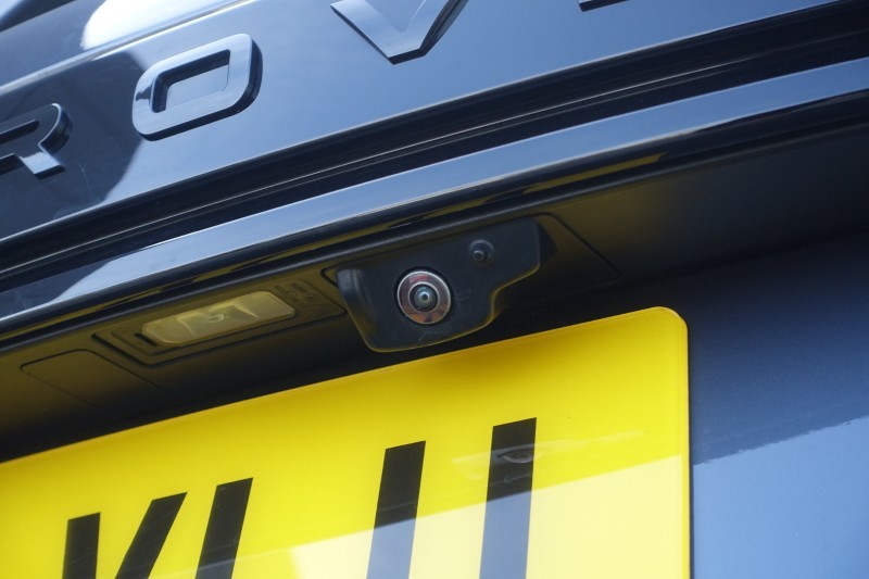 2025 (25) LAND ROVER RANGE ROVER VELAR 2.0 D200 MHEV Dynamic SE 5dr Auto 5199483