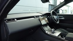 2025 (25) LAND ROVER RANGE ROVER VELAR 2.0 D200 MHEV Dynamic SE 5dr Auto 5199516